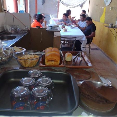 Pousada Recanto Alaketu Hospedagens Campo Grande (Mato Grosso do Sul) Exterior foto
